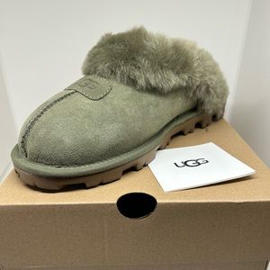UGG Women’s Coquette Slipper 5125 BURNT OLIVE Size 10. New in Box